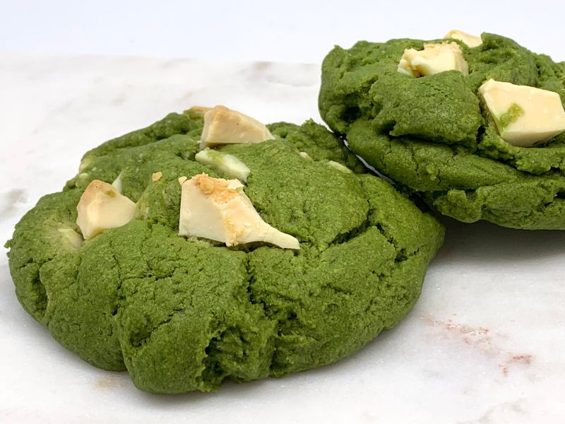 COOKIES EXPRESS AU MATCHA ET PÉPITES DE CHOCOLAT